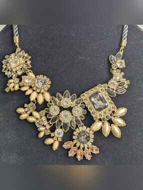 Ann Taylor Crystal Cluster Rope Necklace, c2012, 4a Quatrefoil Logo Tag, Scarce